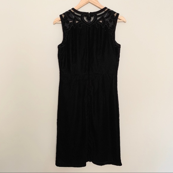Tristan - Black Lace Midi Dress - Picture 2 of 4